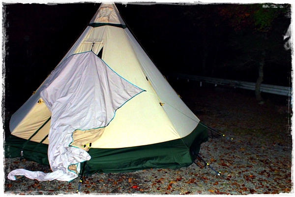 晩秋の雨キャンプ