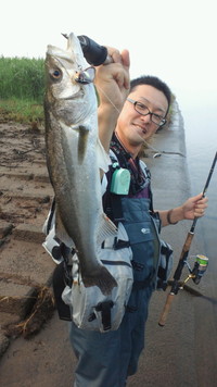 りゅうしん(-.-)y-~~りゅうしん(´▽｀) 2011/07/27 20:41:15