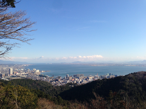 クリスマスモツ鍋会をして、逢坂山と矢田丘陵を走ってきた。