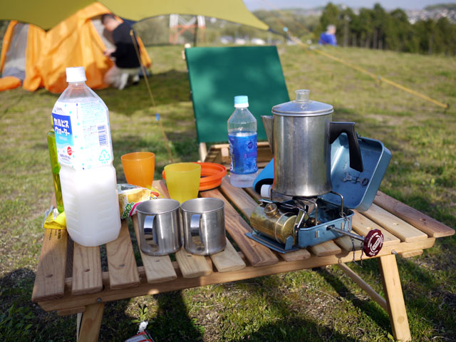 イモ山カフェで怪すいオヤジ達の雑談
