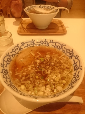休日