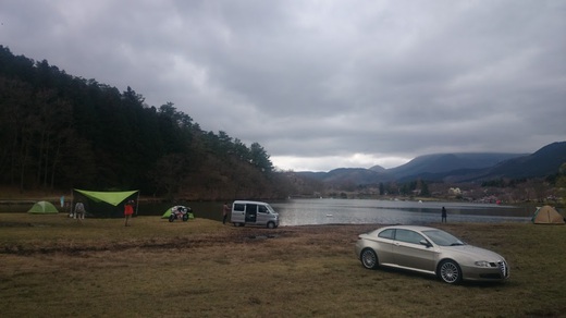 桜とキャンプと