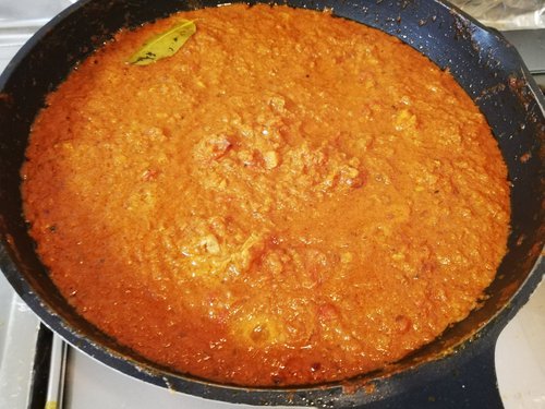 バターチキンに。ちょっと珍しく