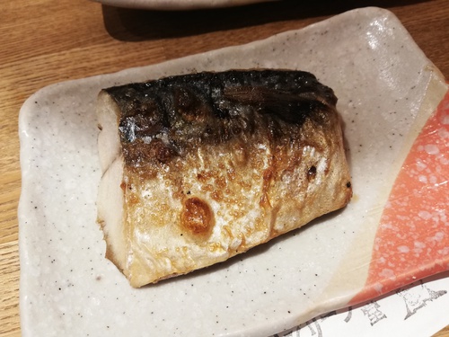 京橋のお店で一杯。男と女の会話が奇妙