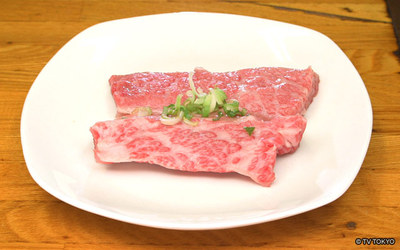 この外観で焼き肉…しかも寿。まさに俺におめでとうだ。入るしかないだろう。