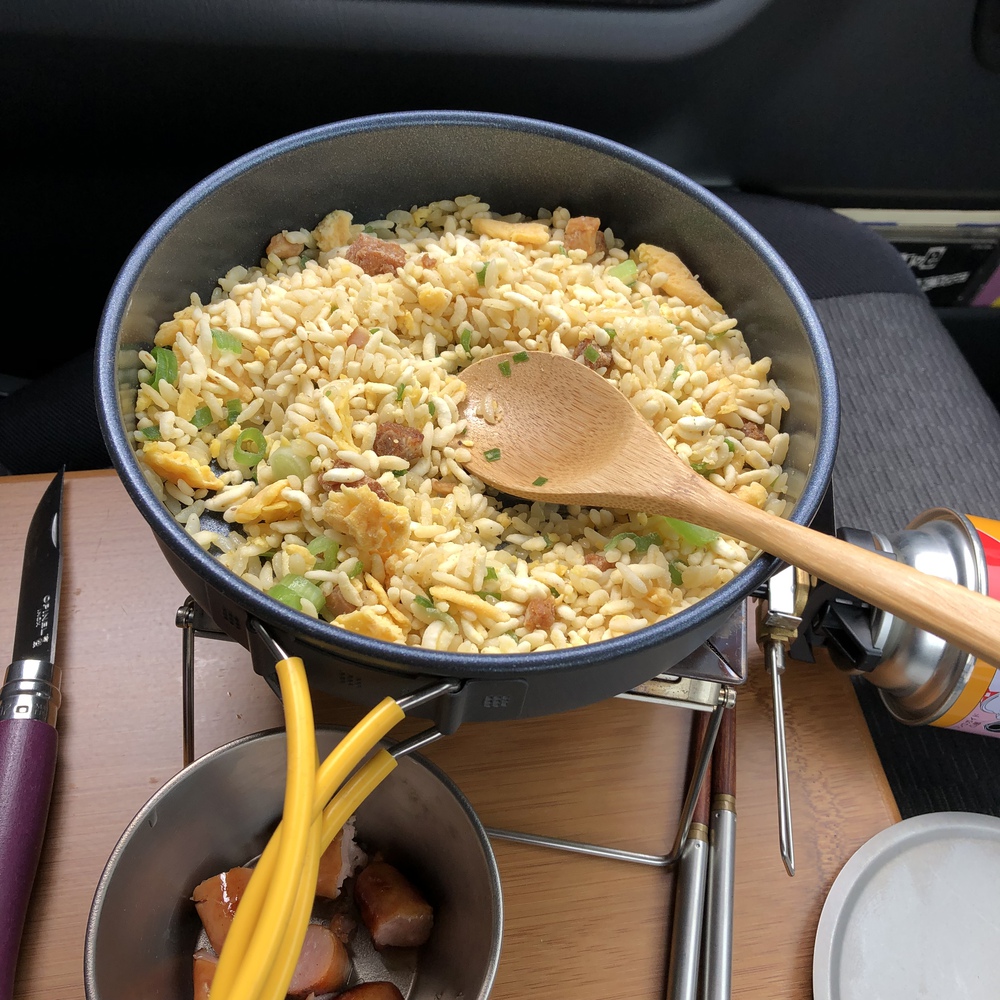 車中飯終了