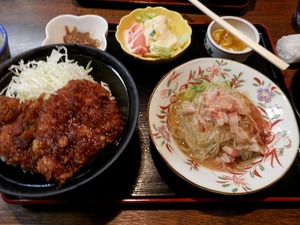 ソースかつ定食