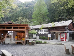 宿泊棟